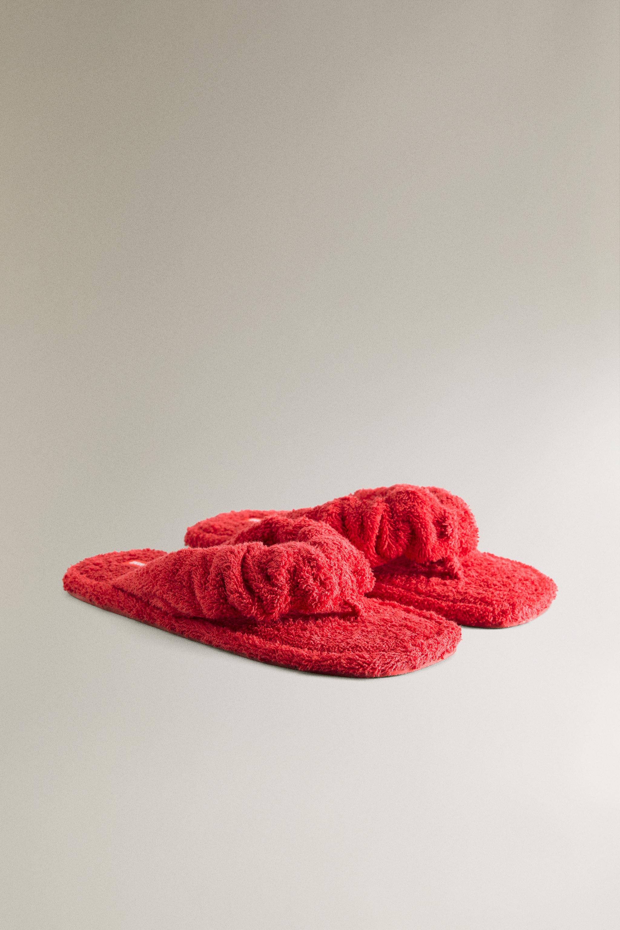 FLAT TOWEL SANDALS — Red