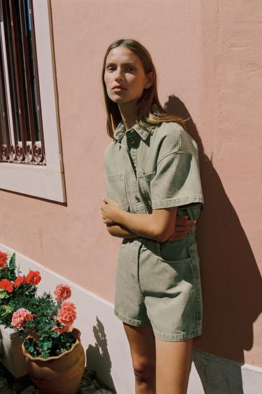 {navn} - {farge} for Zara