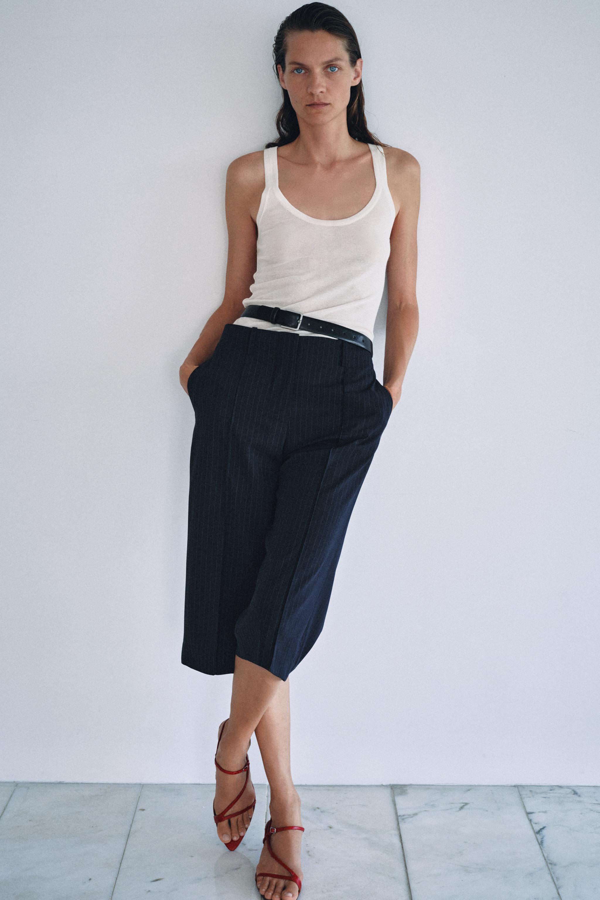 ZW COLLECTION STRAIGHT PLEATED BERMUDA SHORTS — striped
