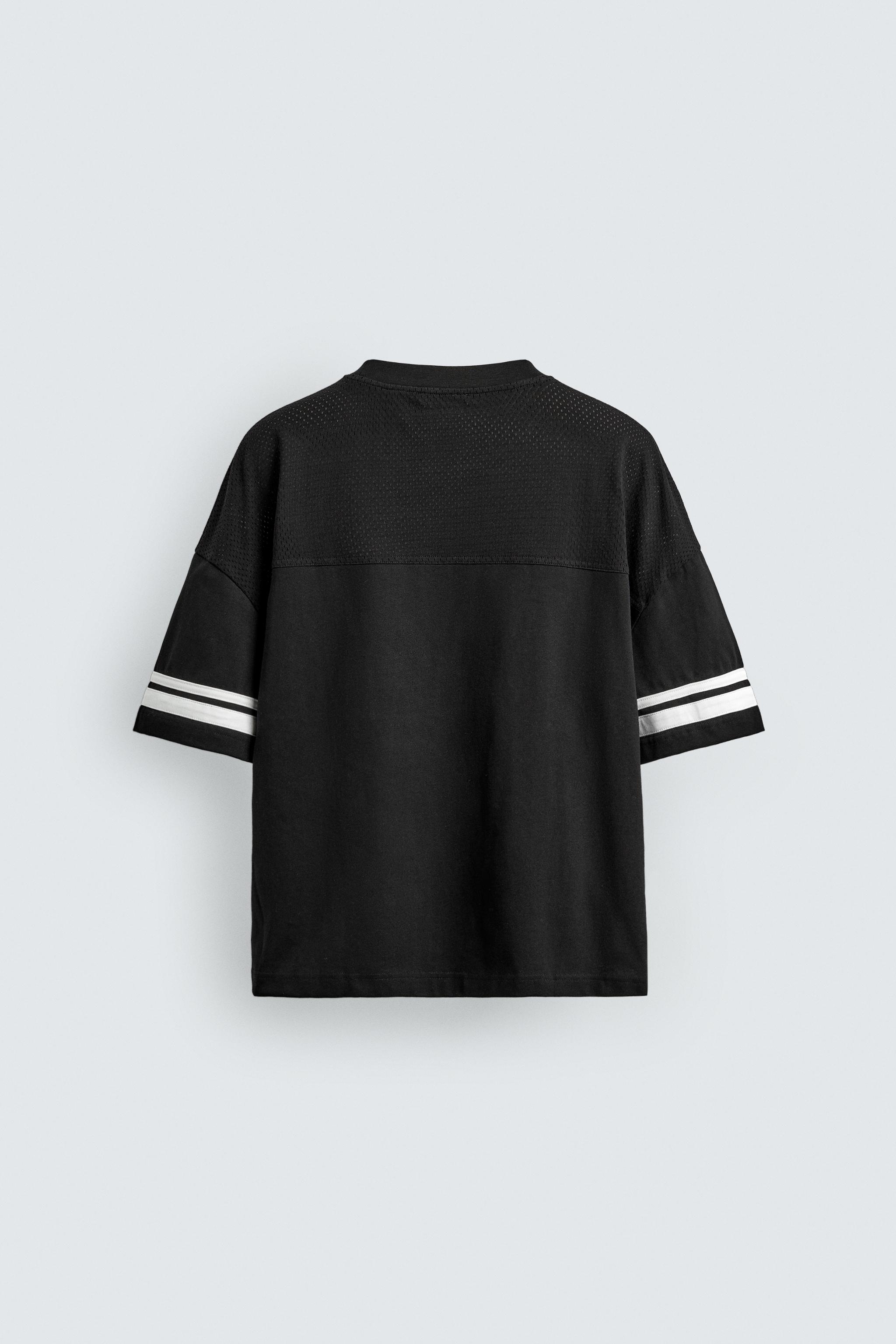 TEXTURED PRINT T-SHIRT
