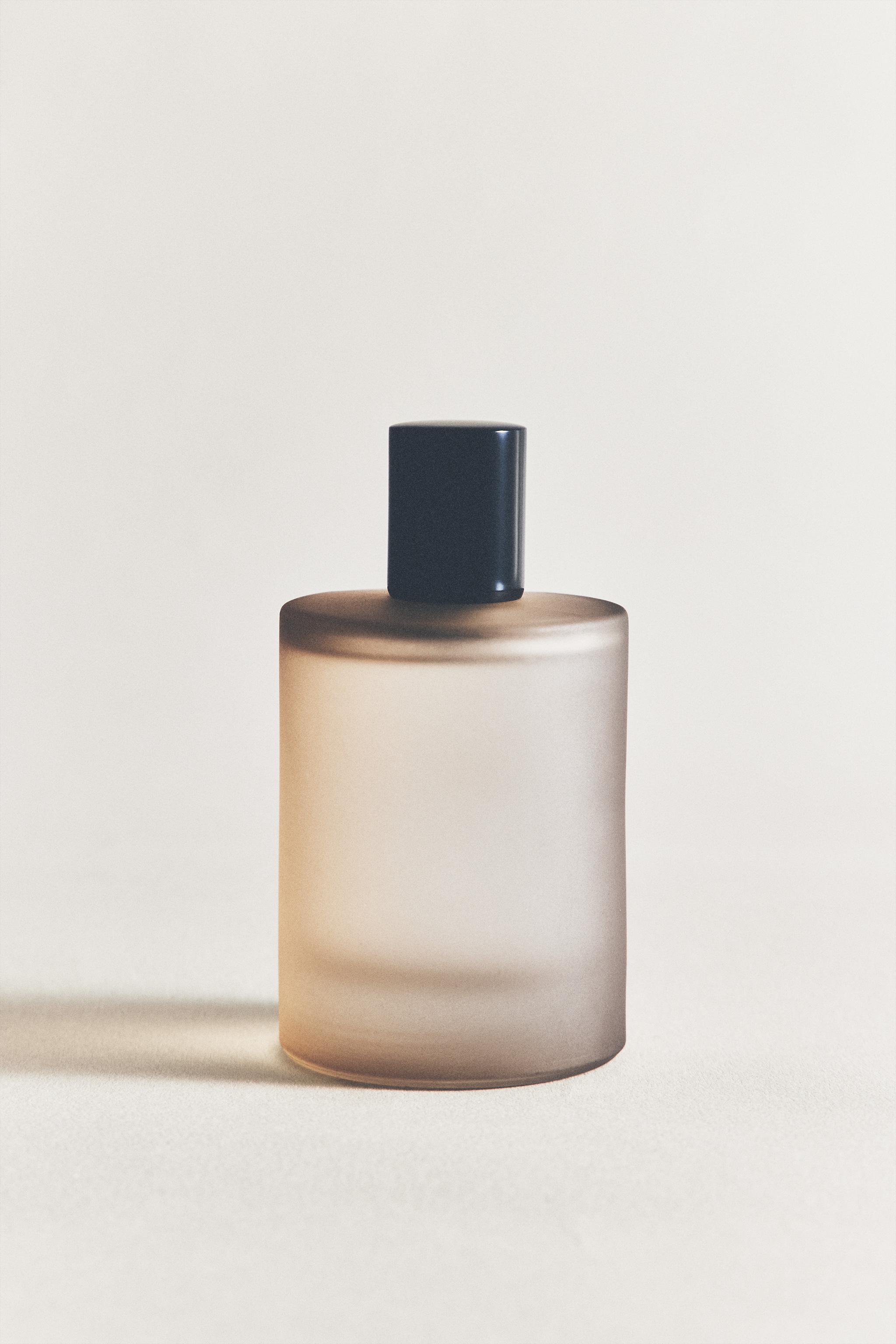 (100 ML) ORCHIDÉE LUMIÈRE FABRIC FRESHENER SPRAY — Purple
