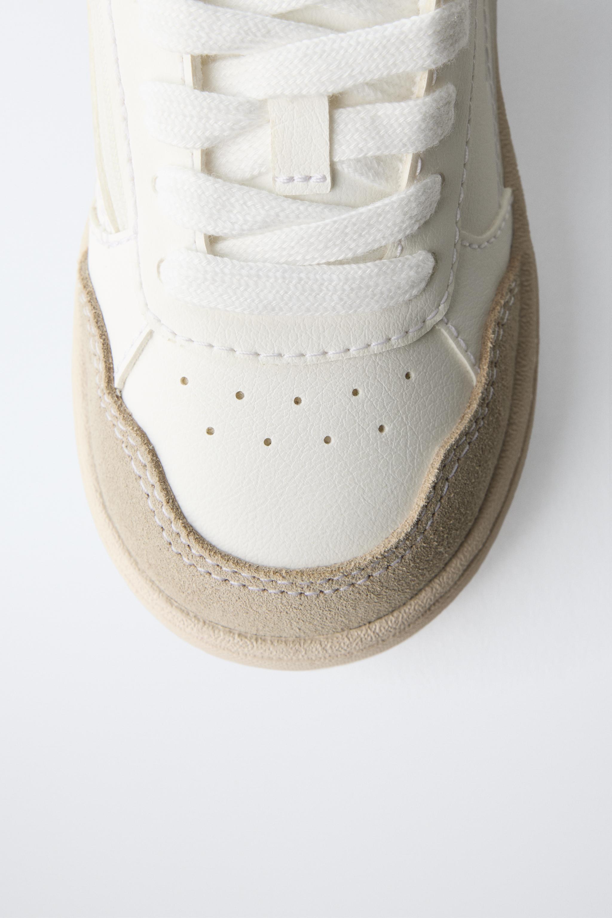 CLASSIC SNEAKERS