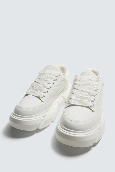 BASKETS À SEMELLES ÉPAISSES - Blanc de Zara - Image 1
