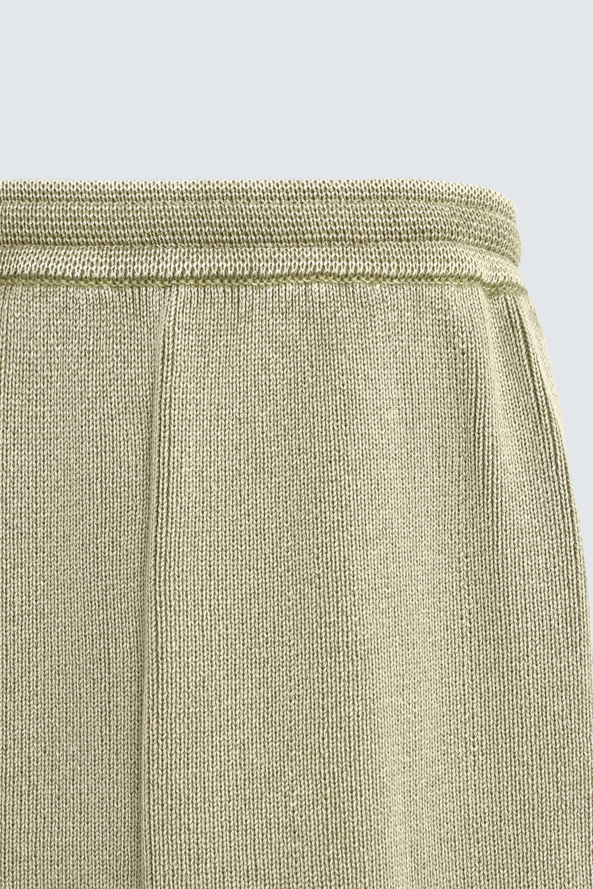 TEXTURED KNIT PANTS