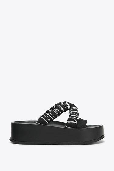 PADDED STRAPPY PLATFORM SANDALS X FANGLU LIN - Black by Zara