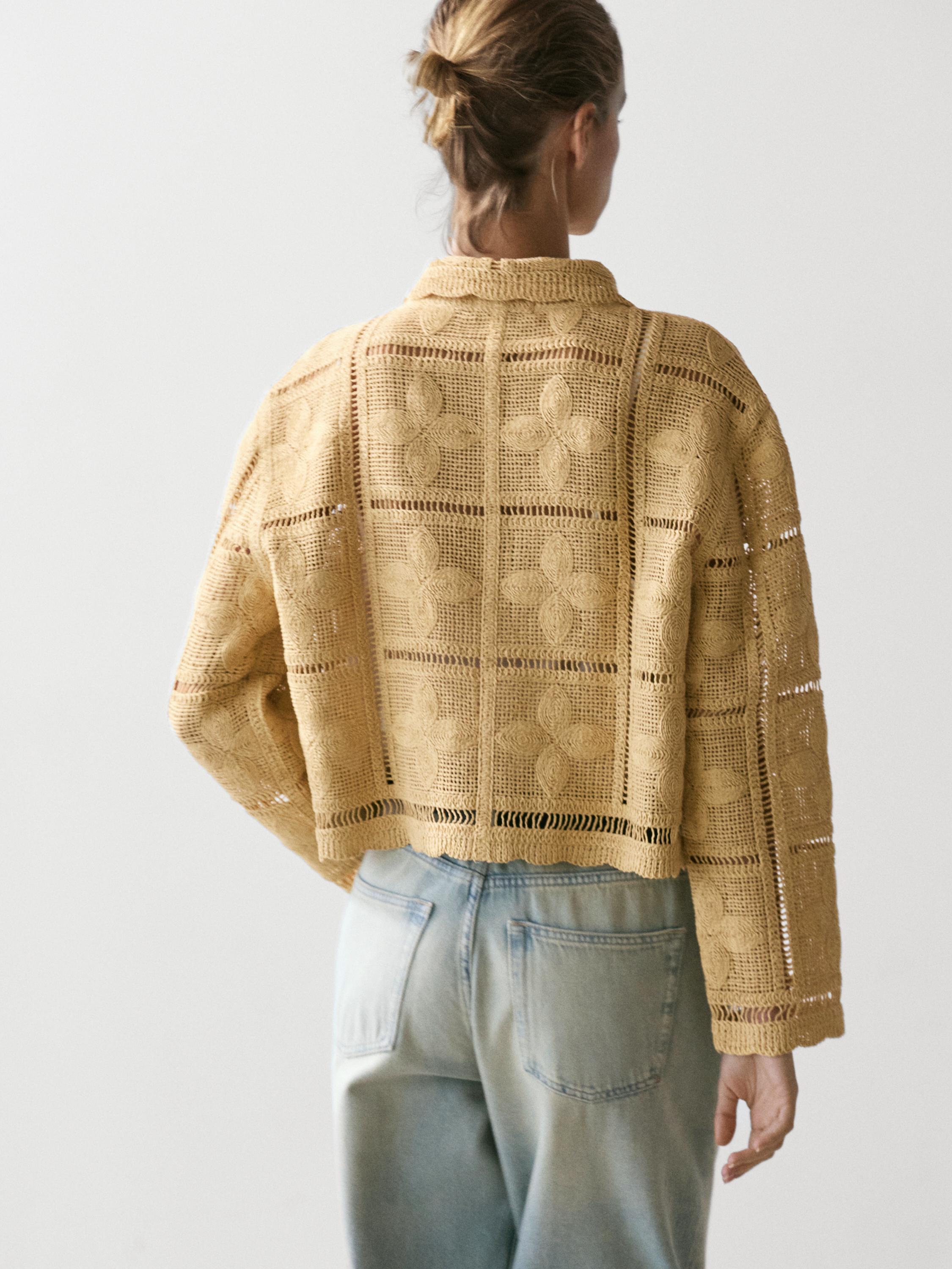 Veste en maille ajourée au crochet