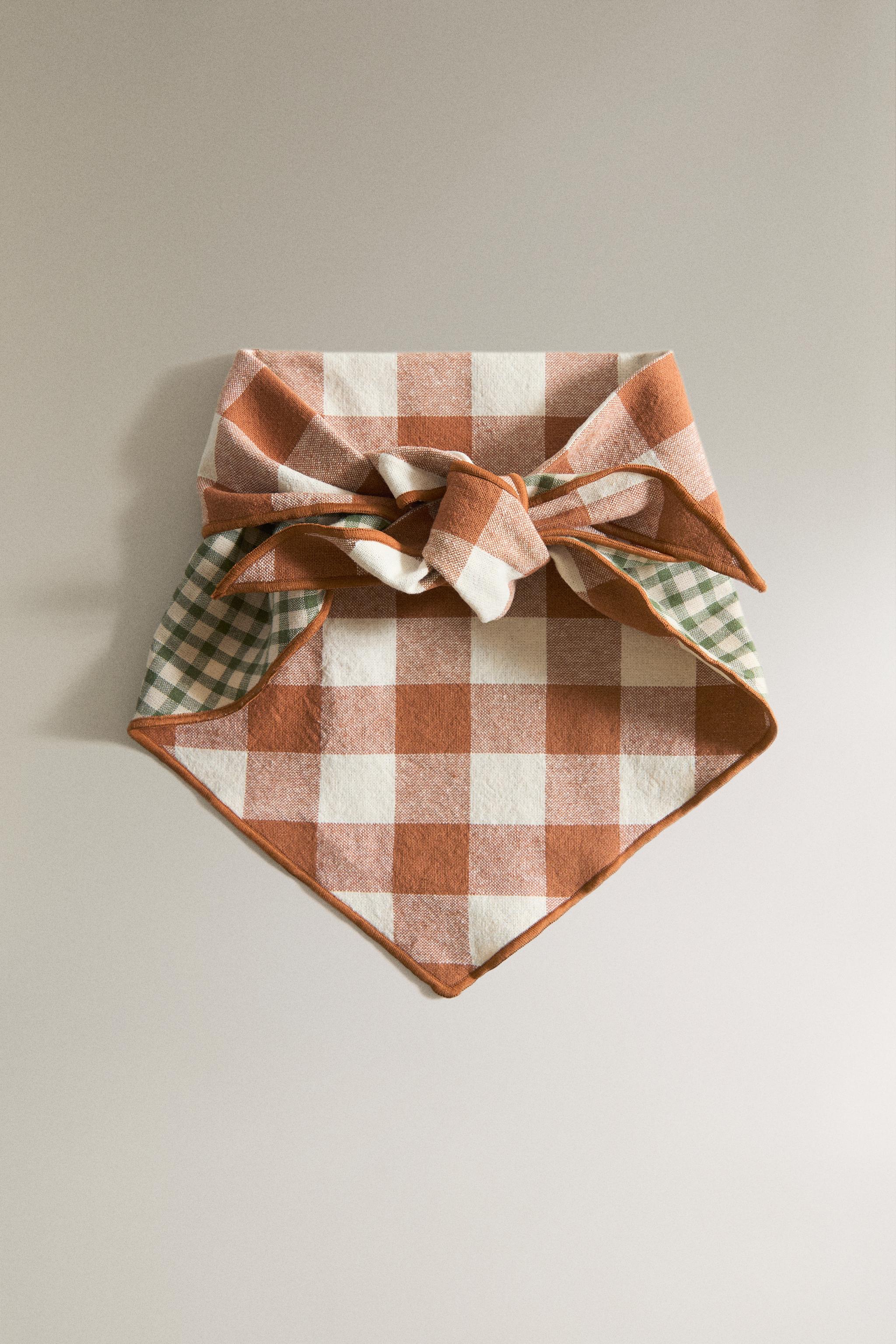 REVERSIBLE CHECK PET BANDANA — Orange