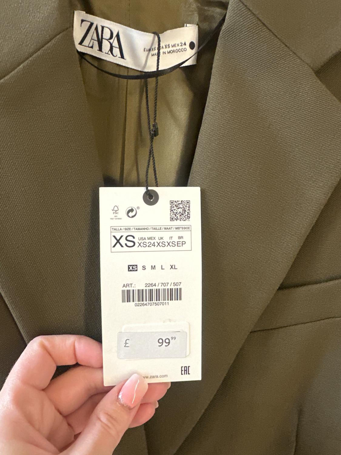 CUT-OUT BLAZER WITH BELT - Image 3