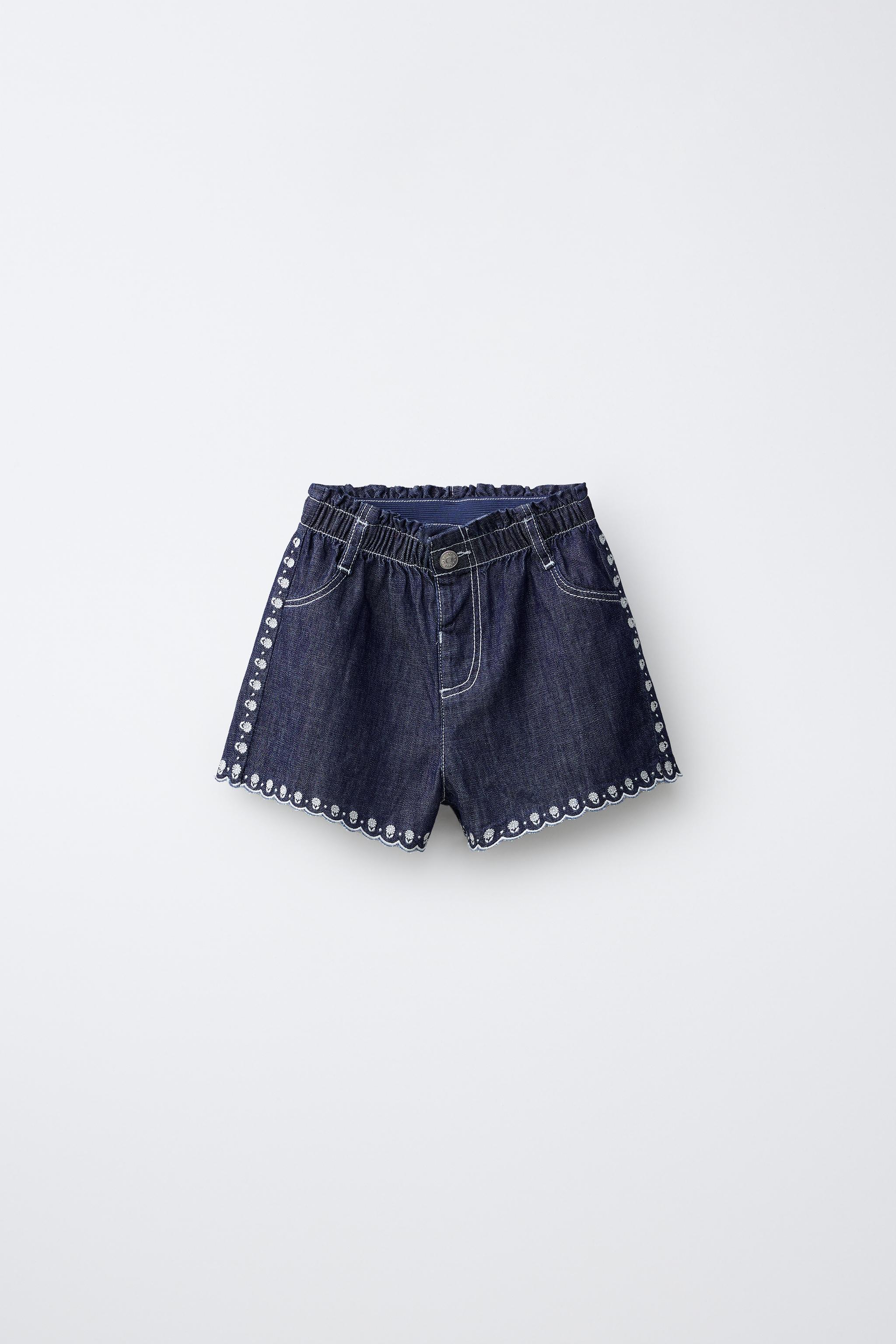 FLOWY EMBROIDERED FLORAL DENIM SHORTS — Blue