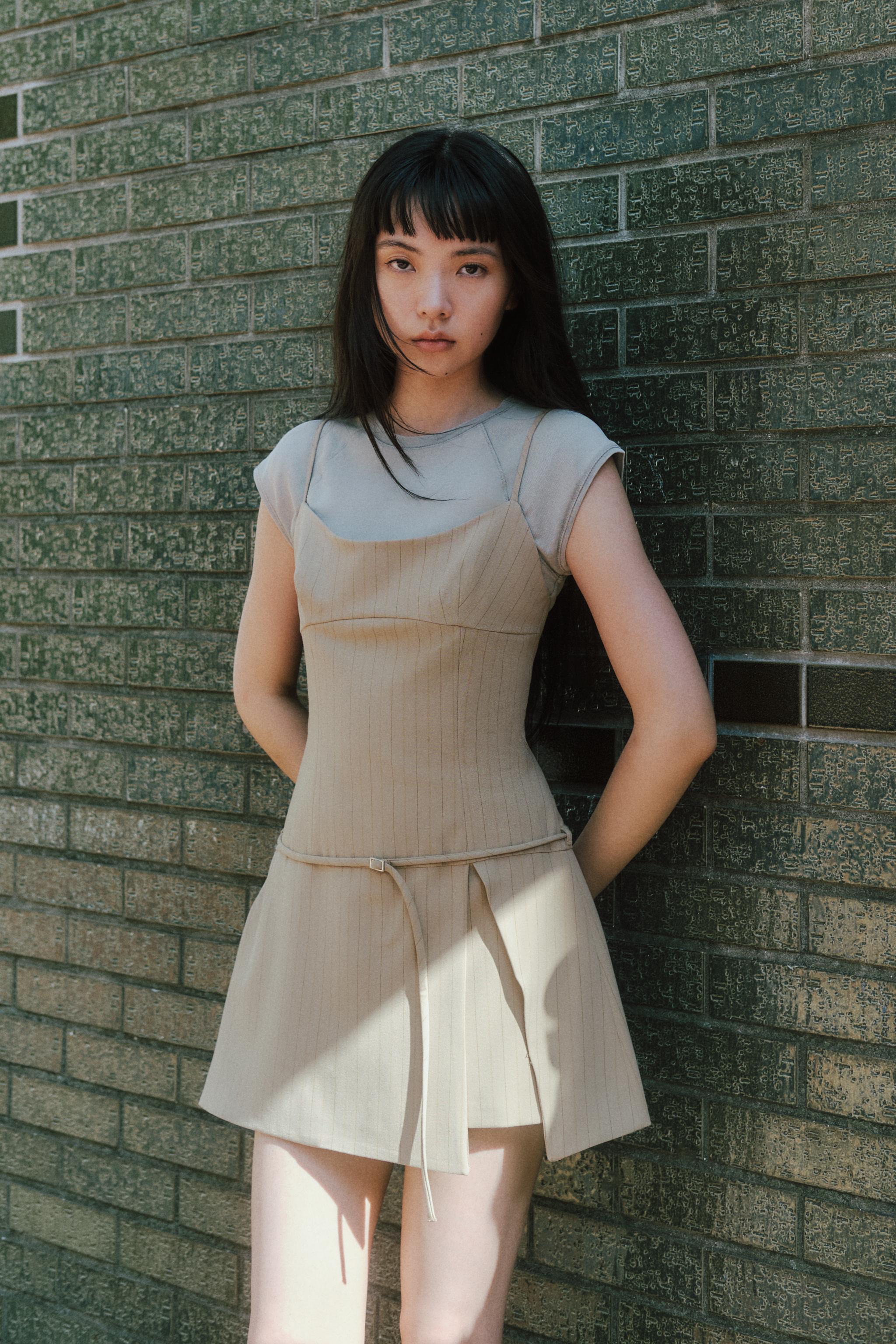 ZARA 新品 完売 フリル サテンプリーツ ジャンプスーツ XS 人気商品】*ZARA* ザラ フリルサテンプリーツジャンプスーツ