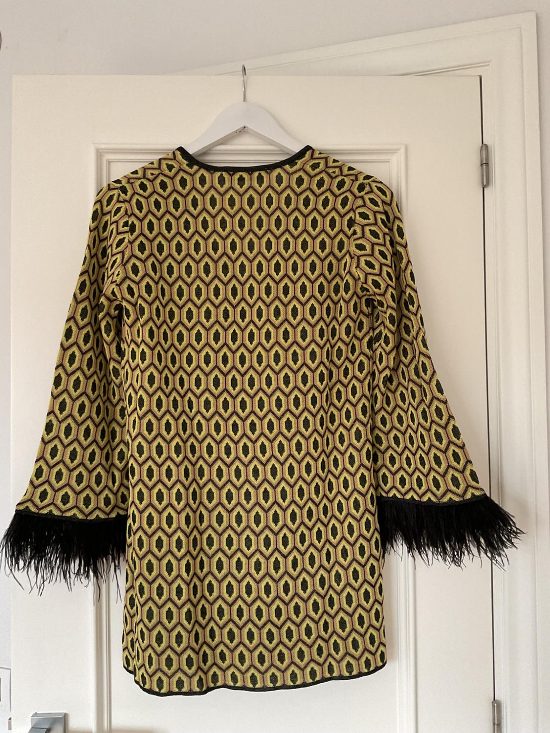 JACQUARD SWEATER WITH FEATHER TRIMS - Image 2