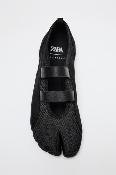 ELASTIC STRAP BALLET FLATS - Black by Zara