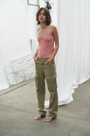 TOP MED STROPPER OG BOMULD - stærk rosa fra Zara