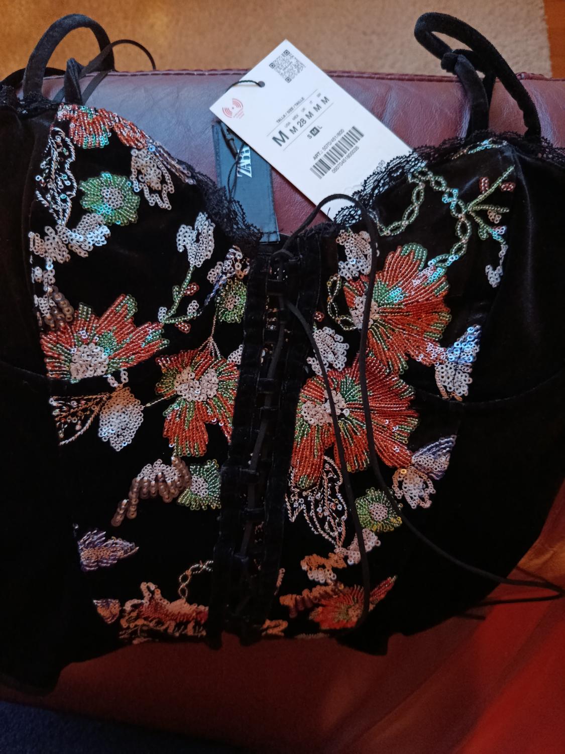 EMBROIDERED VELVET CORSET - Image 4