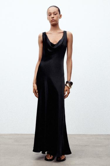 فستان طويل بمظهر ساتاني ZW COLLECTION - أسود الخاص بـ Zara