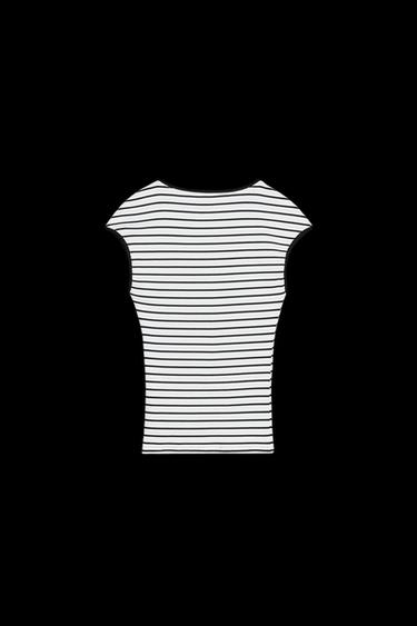 GERIPPTES T-SHIRT - Gestreift von Zara