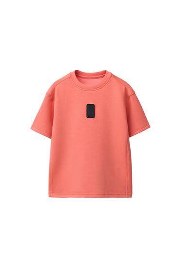 CAMISETA SPORTY CON MODAL - Coral de Zara