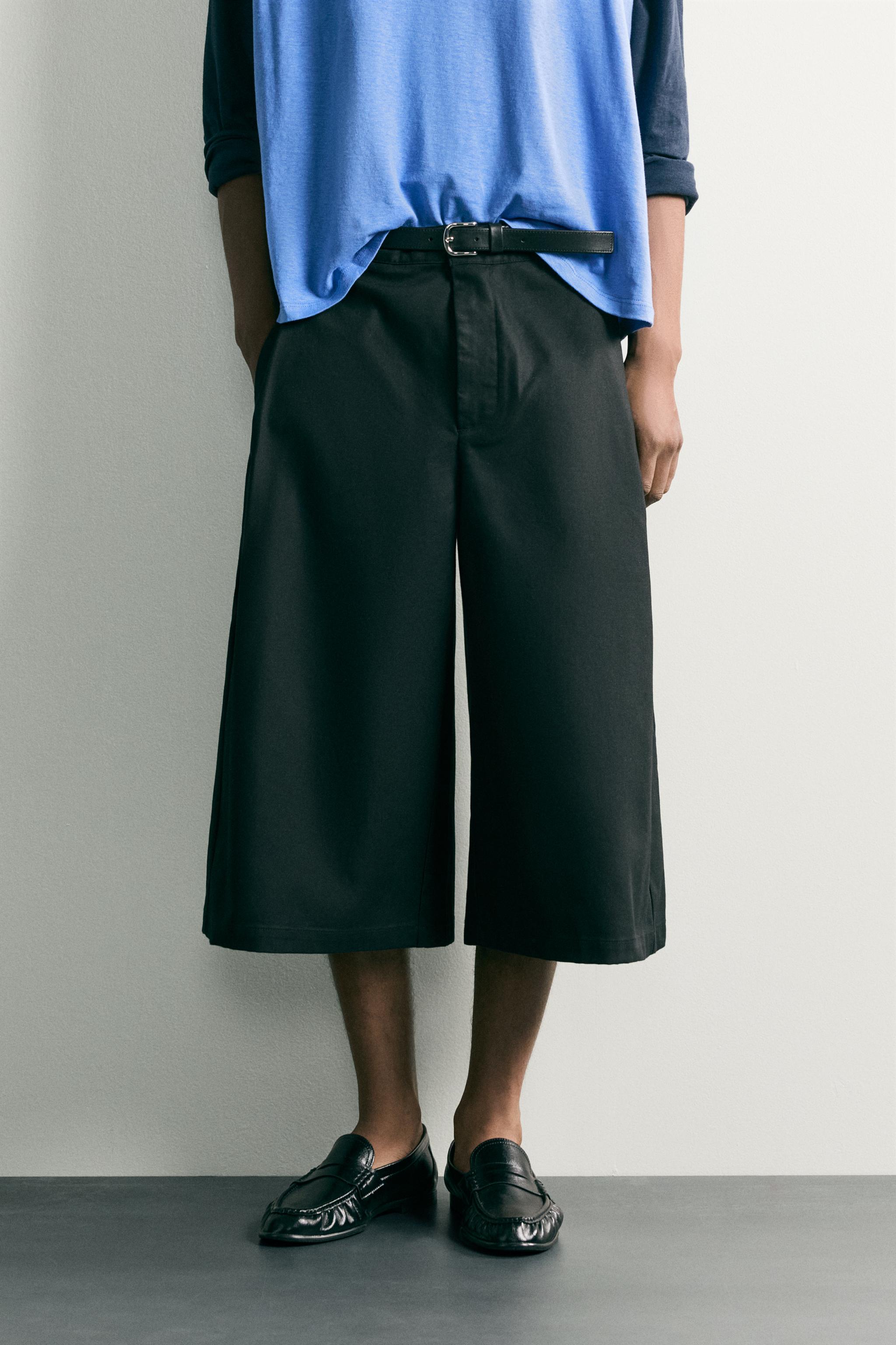 PANTALON JUPE-CULOTTE COUPE DÉCONTRACTÉE À PLIS LATÉRAUX