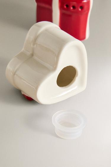 CHRISTMAS GIFT SALT AND PEPPER SHAKER SET - Red by Zara - Image 3