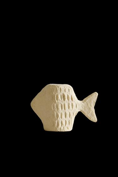 Zara FISH-SHAPED PAPIER-MÂCHÉ CANDLESTICK - Ecru - Image 0