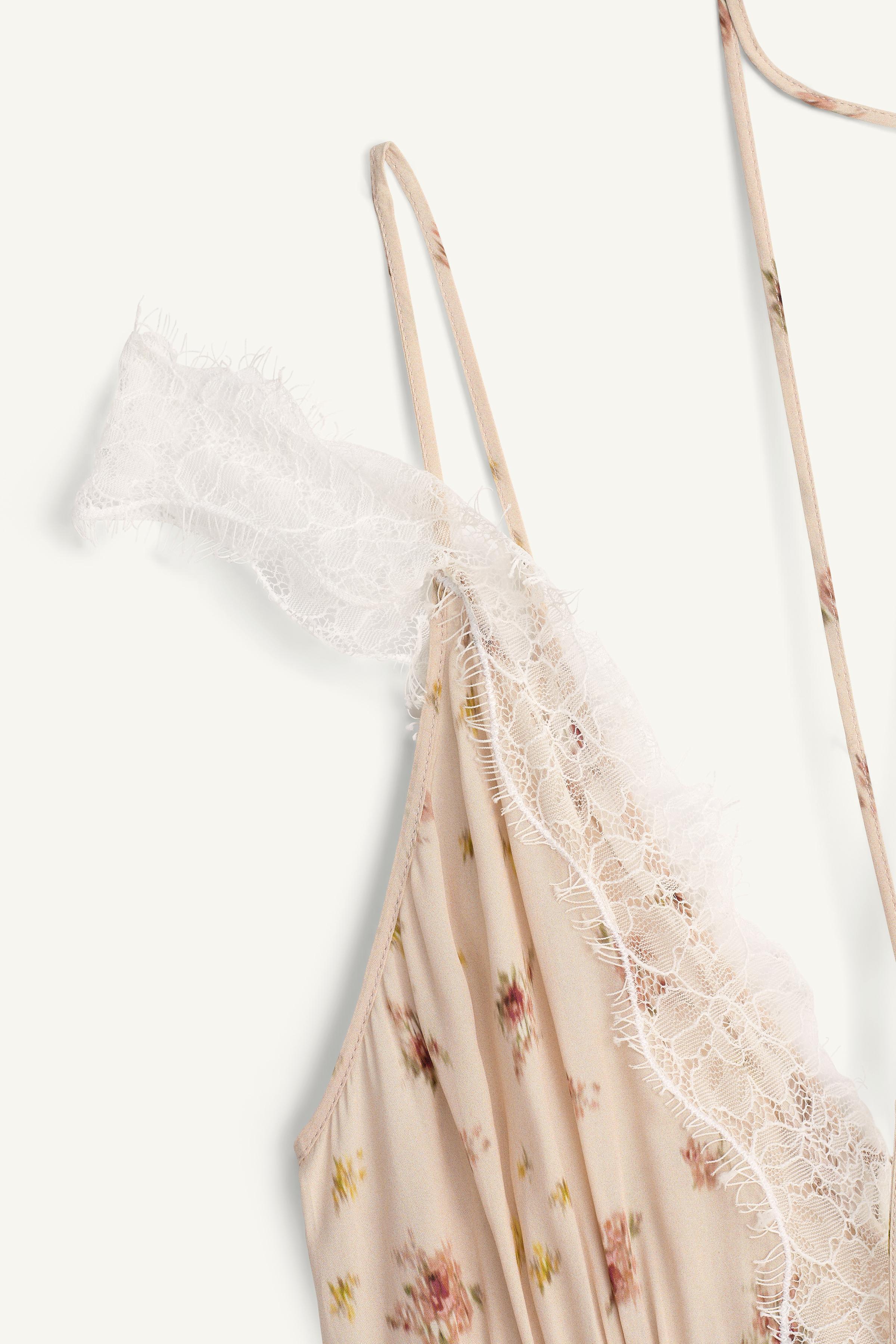 TOP IMPRIMÉ DENTELLE ÉDITION LIMITÉE