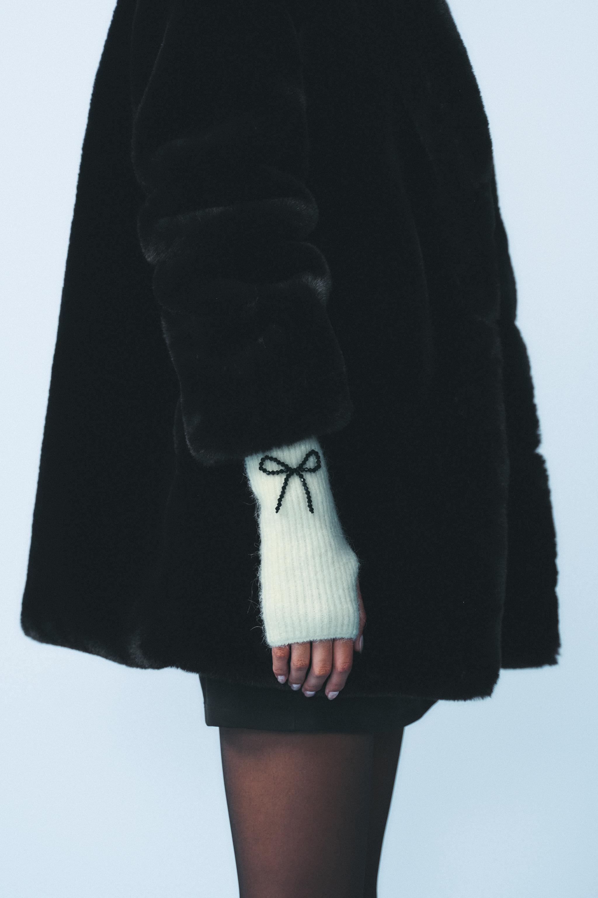 Yak & Wool Fingerless Gloves by Isabel Benenato | Shop