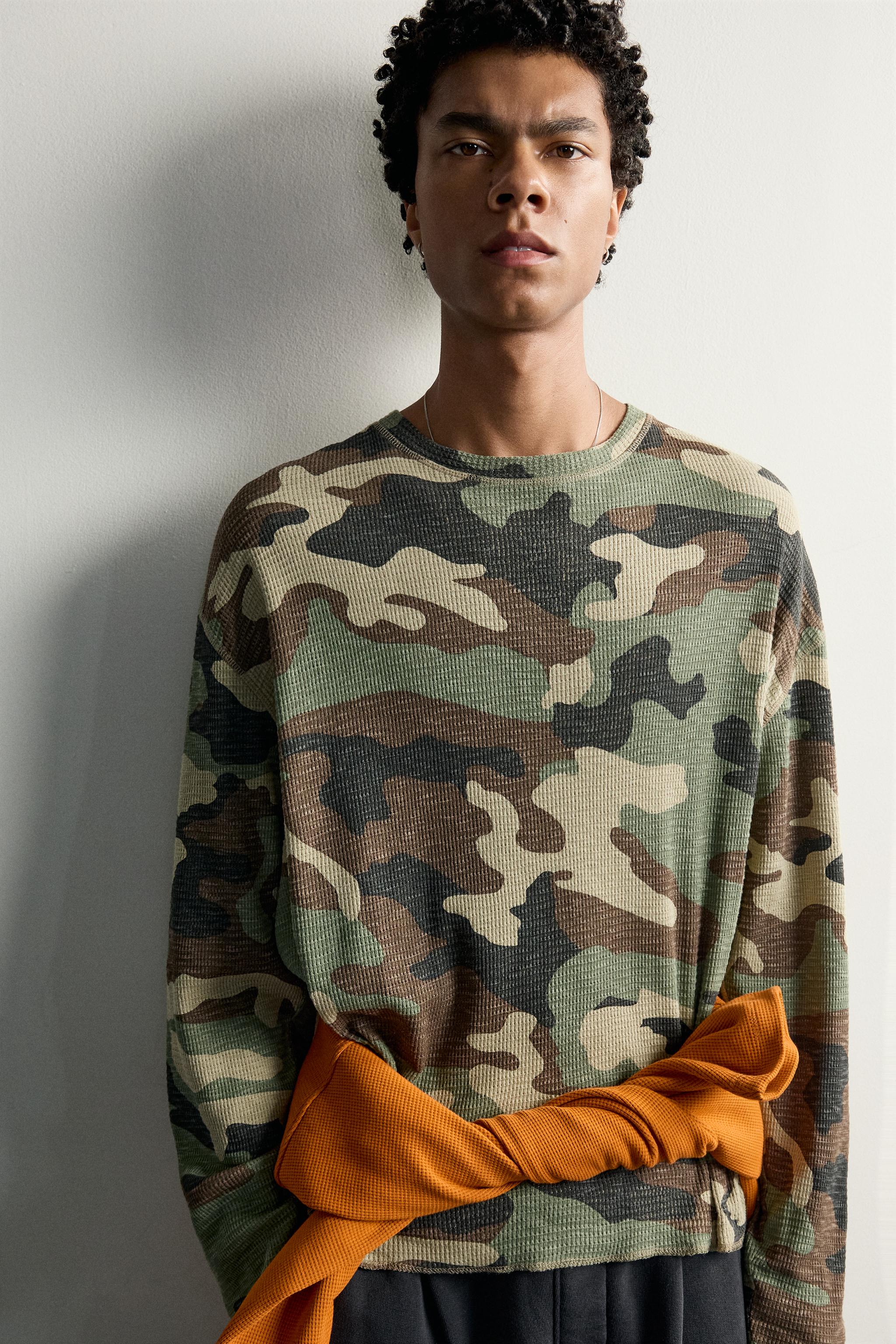 SWEAT STRUCTURE WAFFLE IMPRIMÉ ABSTRAIT