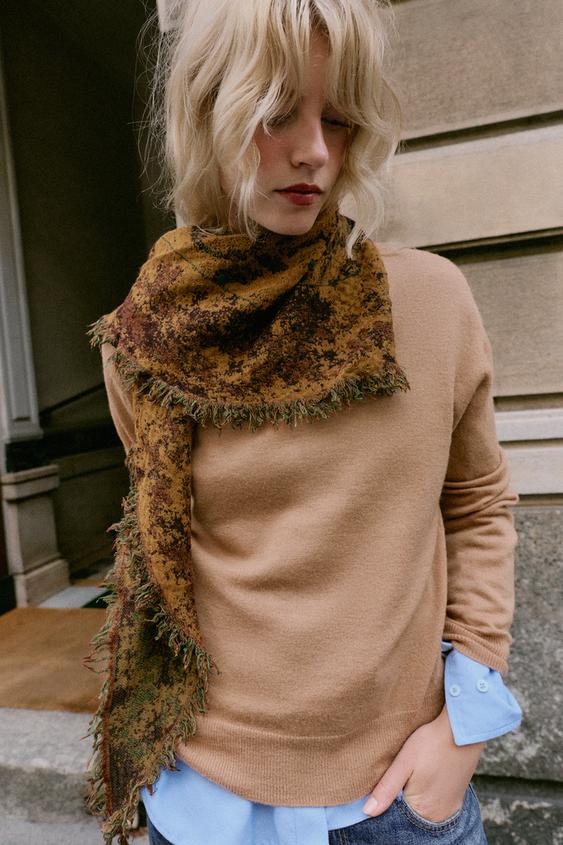 TAPESTRY PRINT JACQUARD SCARF - Toffee by Zara - Image 0
