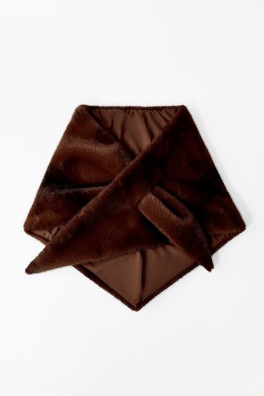ÉCHARPE TRIANGULAIRE EFFET FOURRURE - Marron de Zara