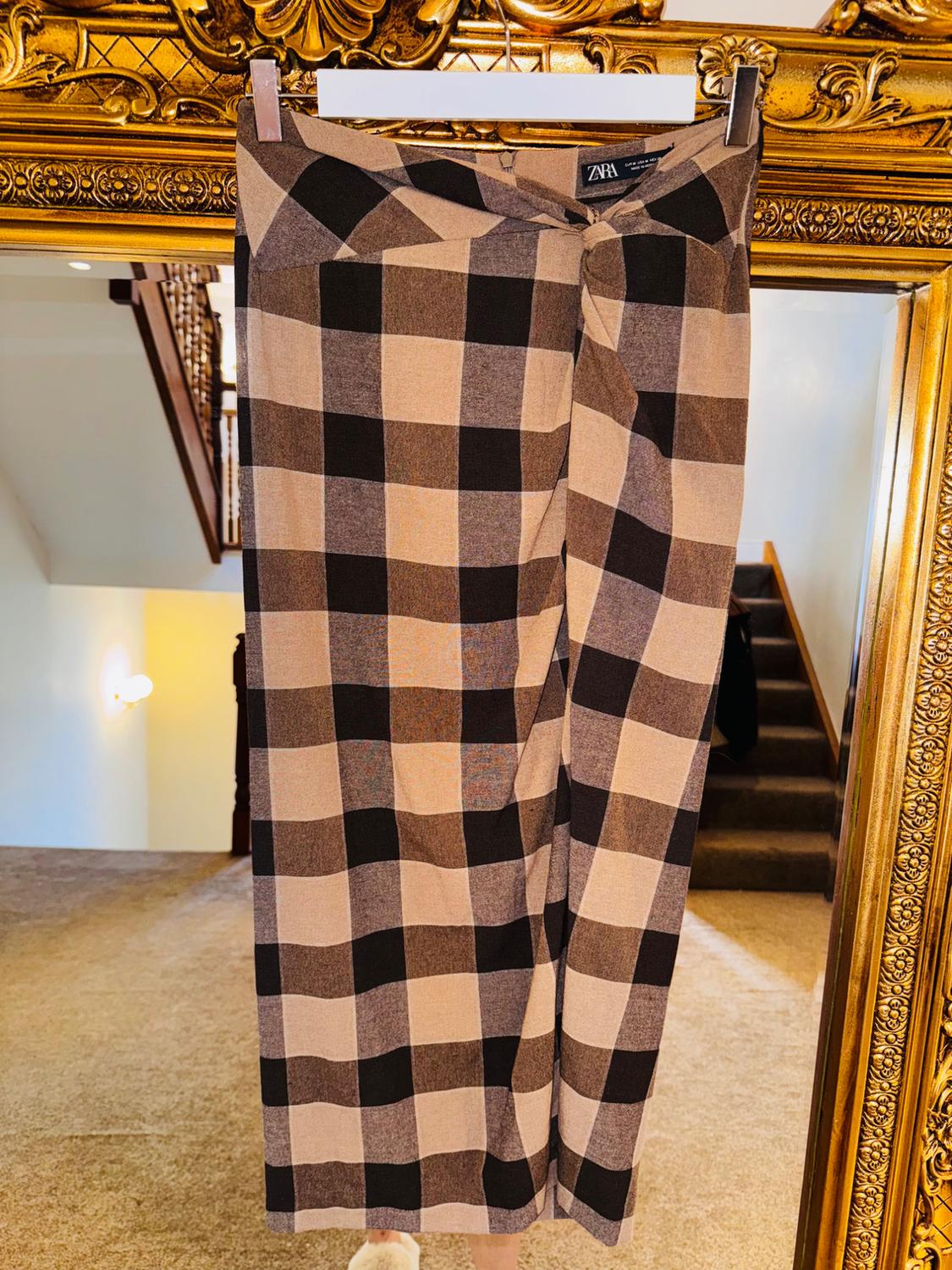 CHECKED SKIRT WITH KNOT