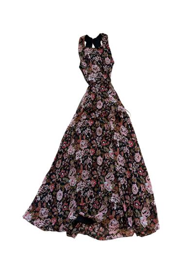 FLORAL FLOWING DRESS WITH OPEN BACK DETAIL AND CUT OUT AT WAIST