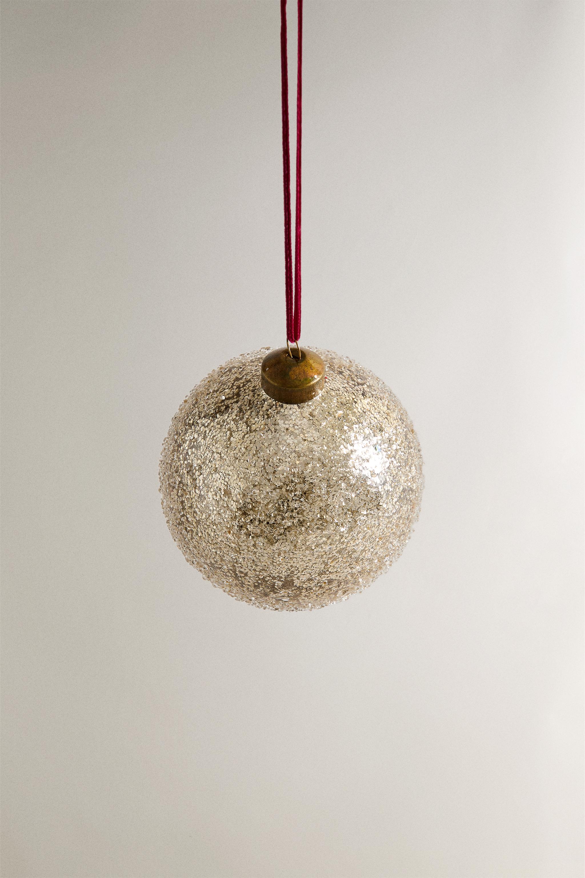 GLITTERY BALL CHRISTMAS TREE ORNAMENT