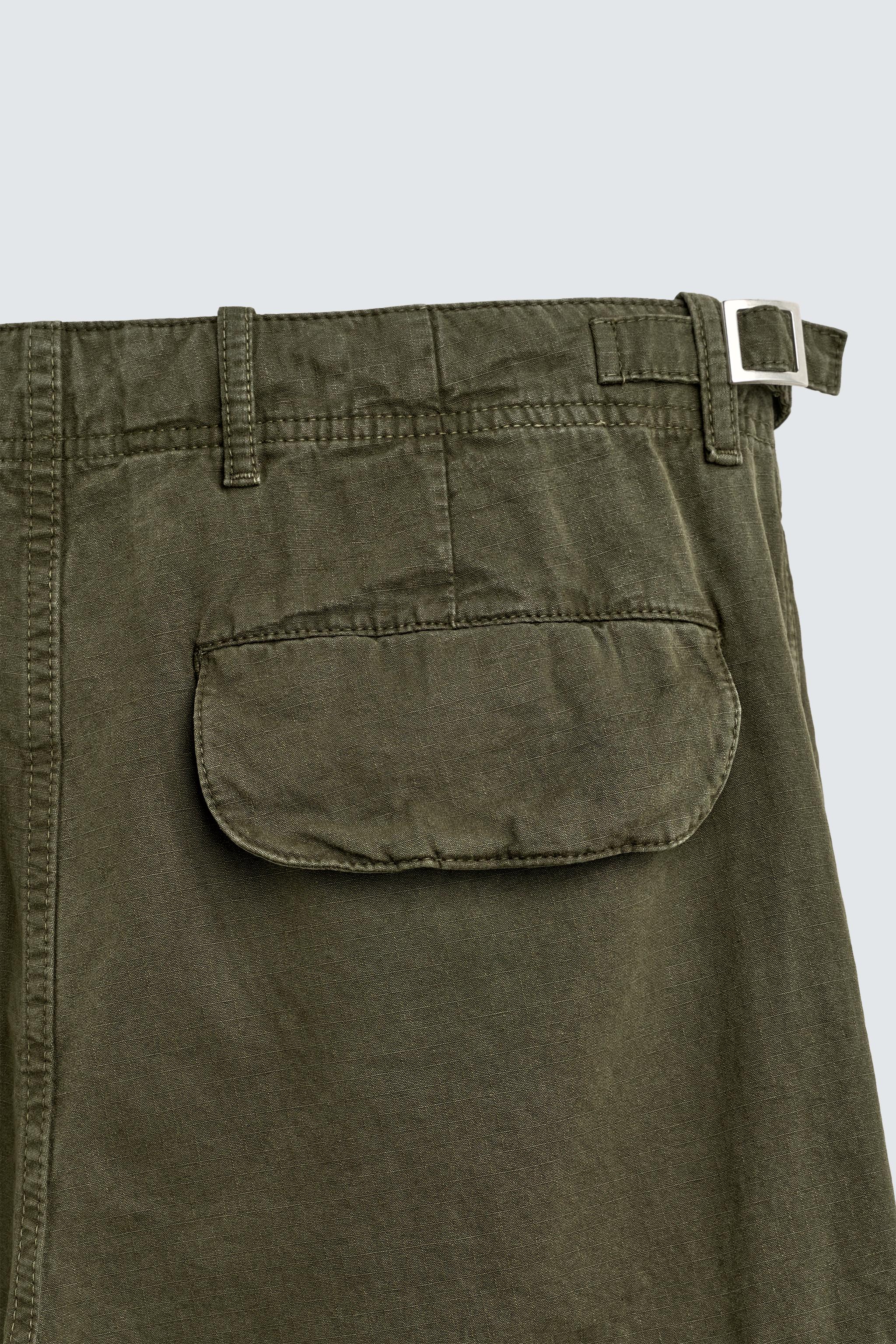 RELAXED FIT CARGO PANTS