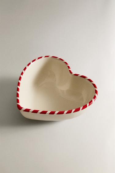 STONEWARE CHRISTMAS BOWL WITH HEART - White / Red by Zara - Image 1