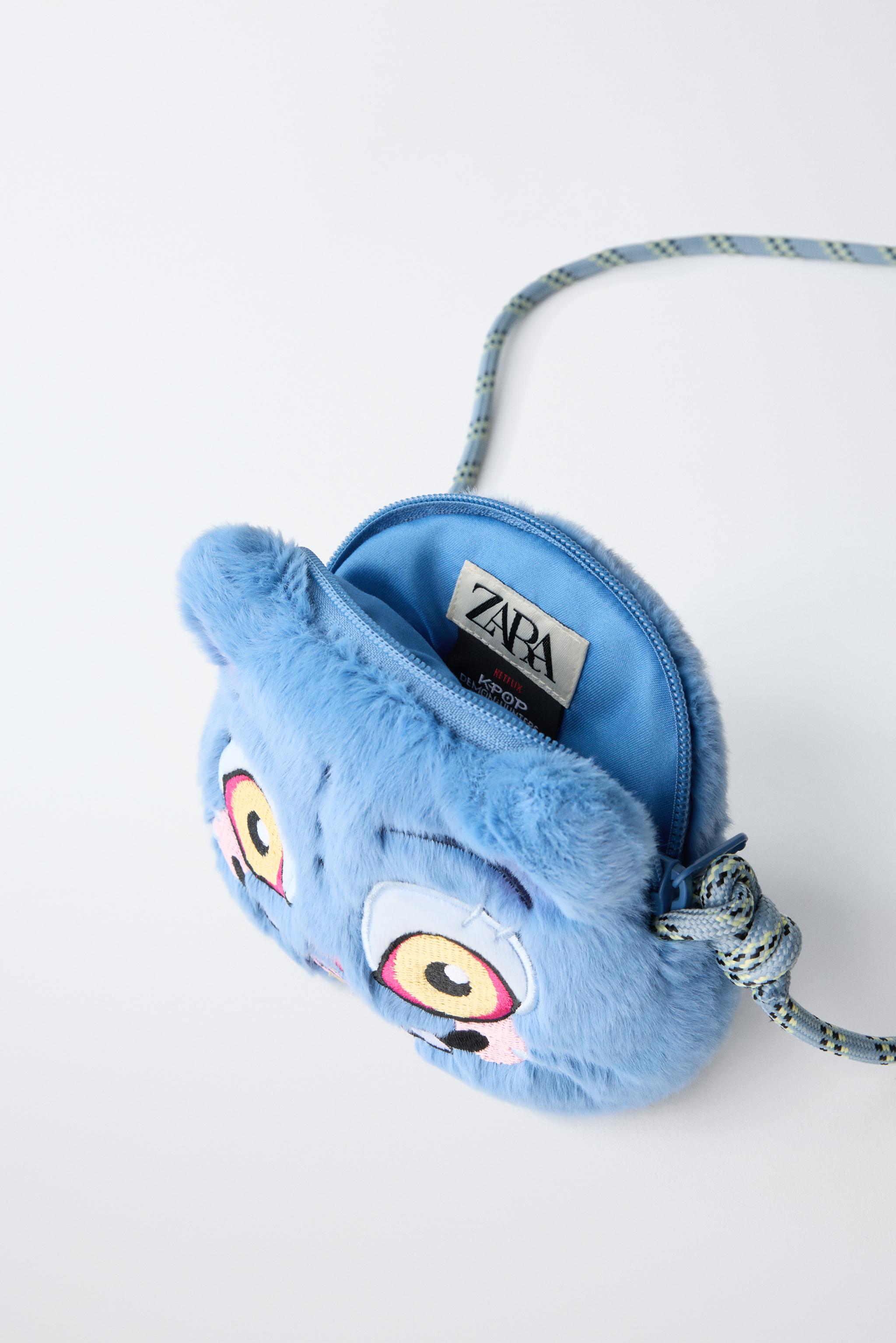 KPOP DEMON HUNTERS™ NETFLIX © CROSSBODY BAG