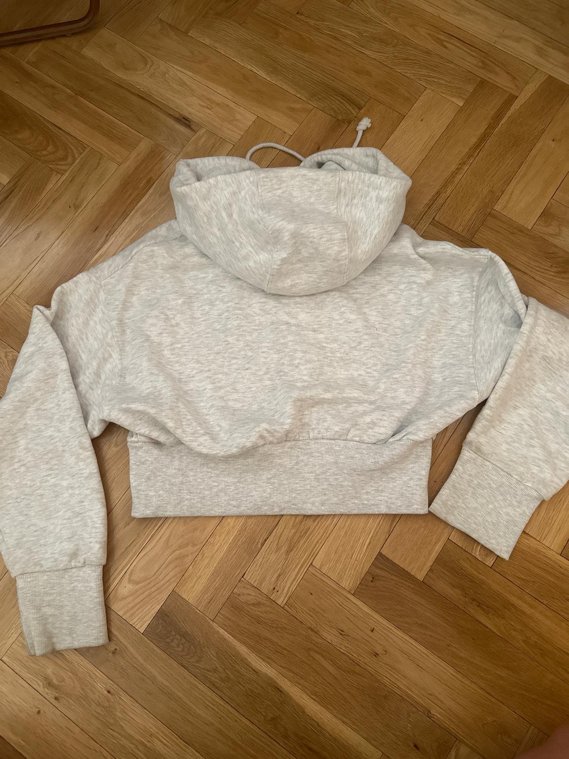 CROPPED HOODIE - Image 2