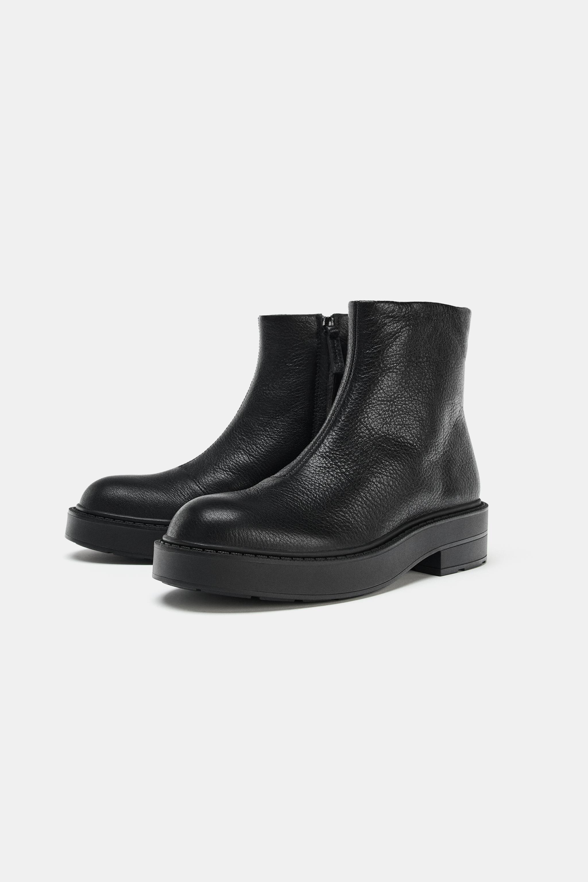 WATER REPELLENT FLAT LEATHER ANKLE BOOTS