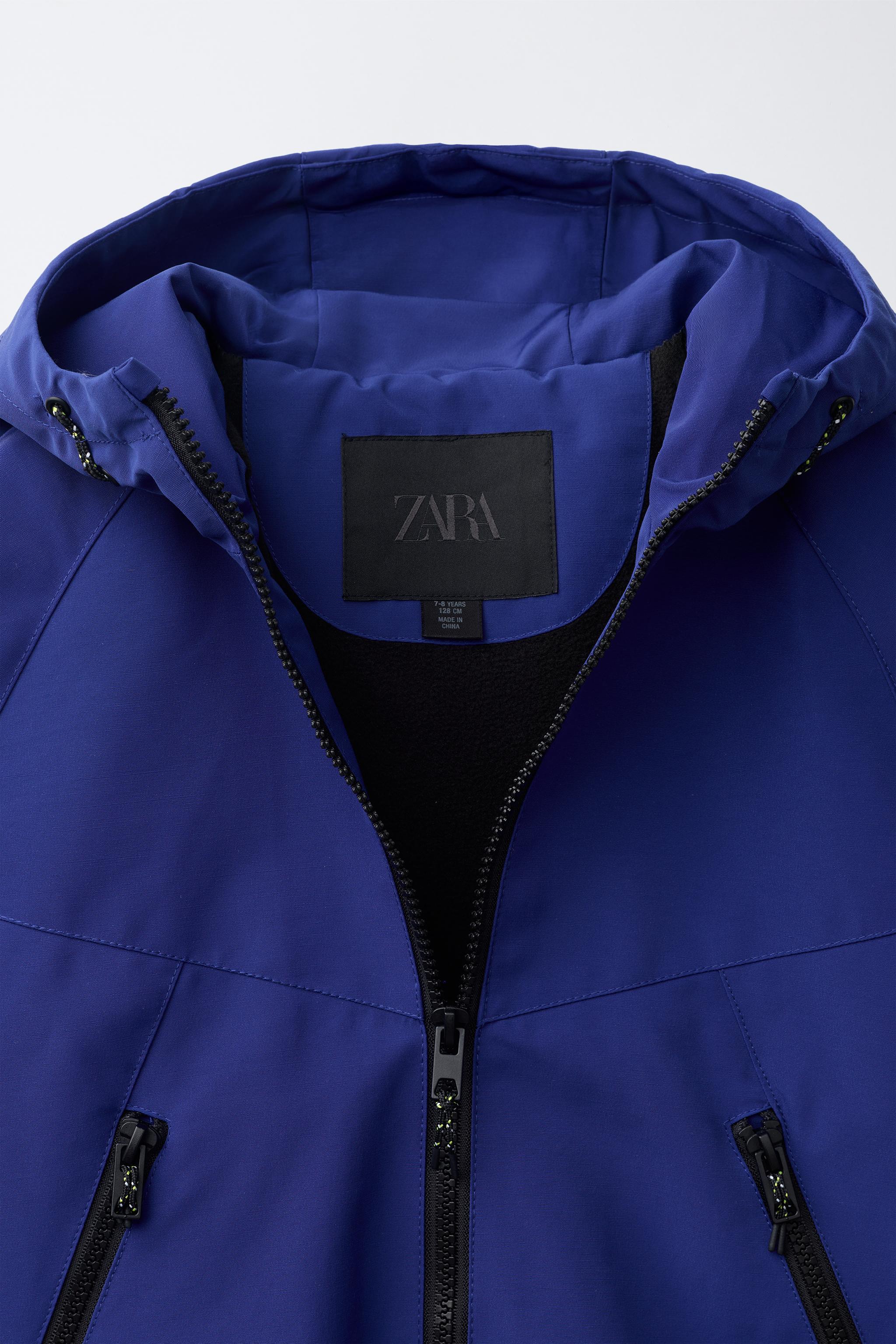 TECHNICAL HOODIE JACKET