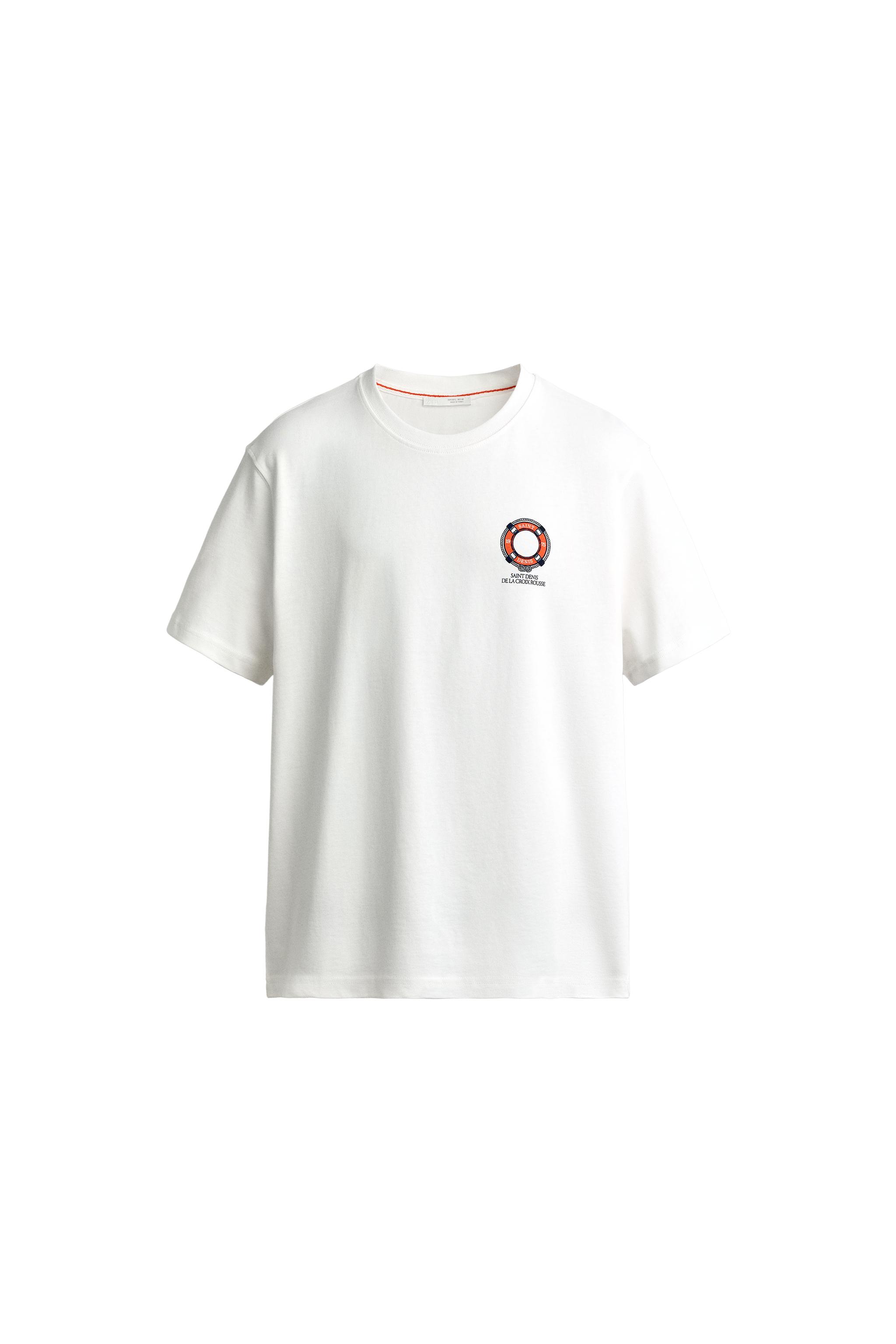 CAMISETA REGULAR FIT BORDADO COMBINADO