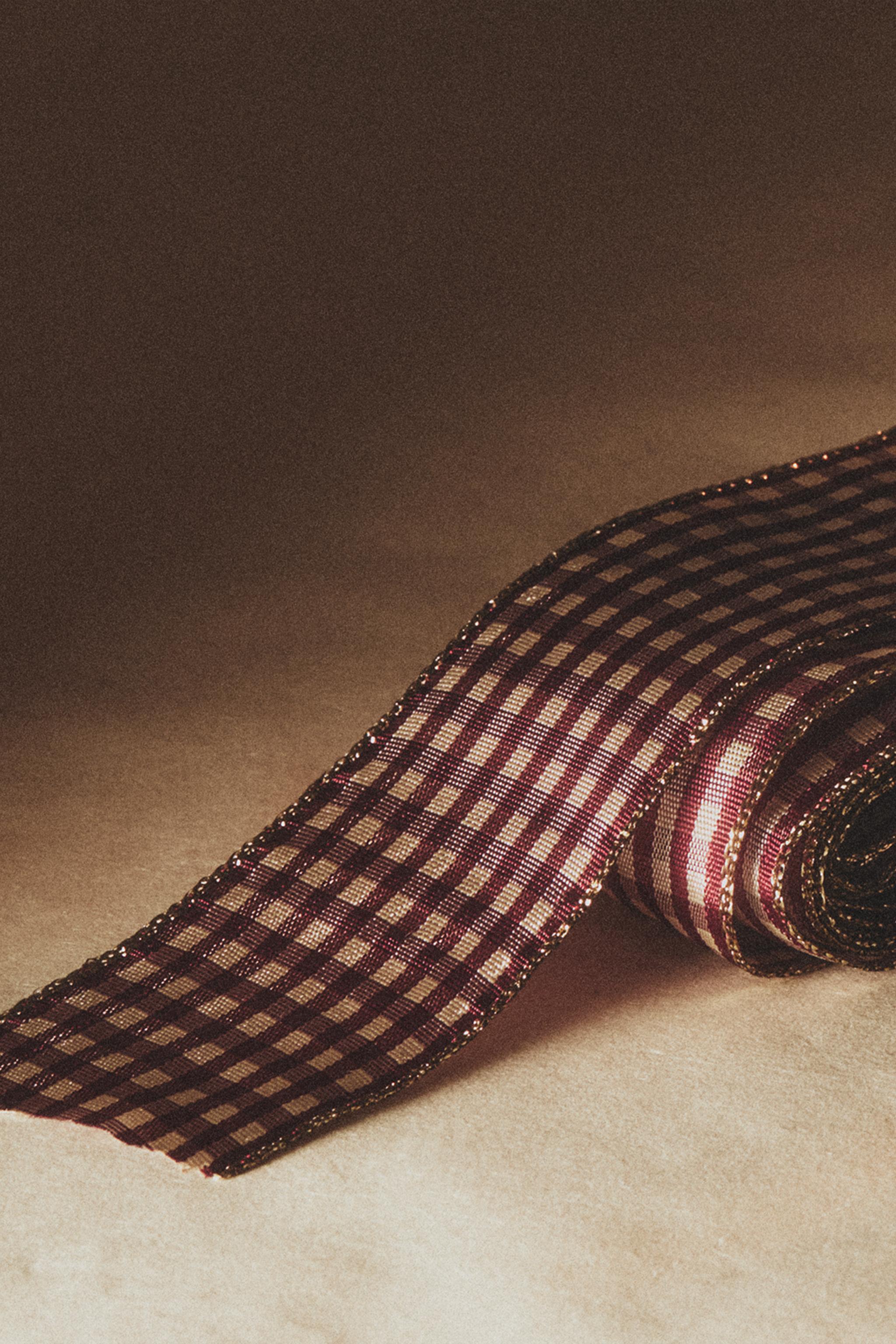 CHECK CHRISTMAS GIFT RIBBON