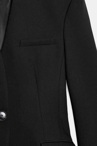 BLAZER AJUSTÉE ASYMÉTRIQUE À ÉPAULETTES - Noir de Zara - Image 8