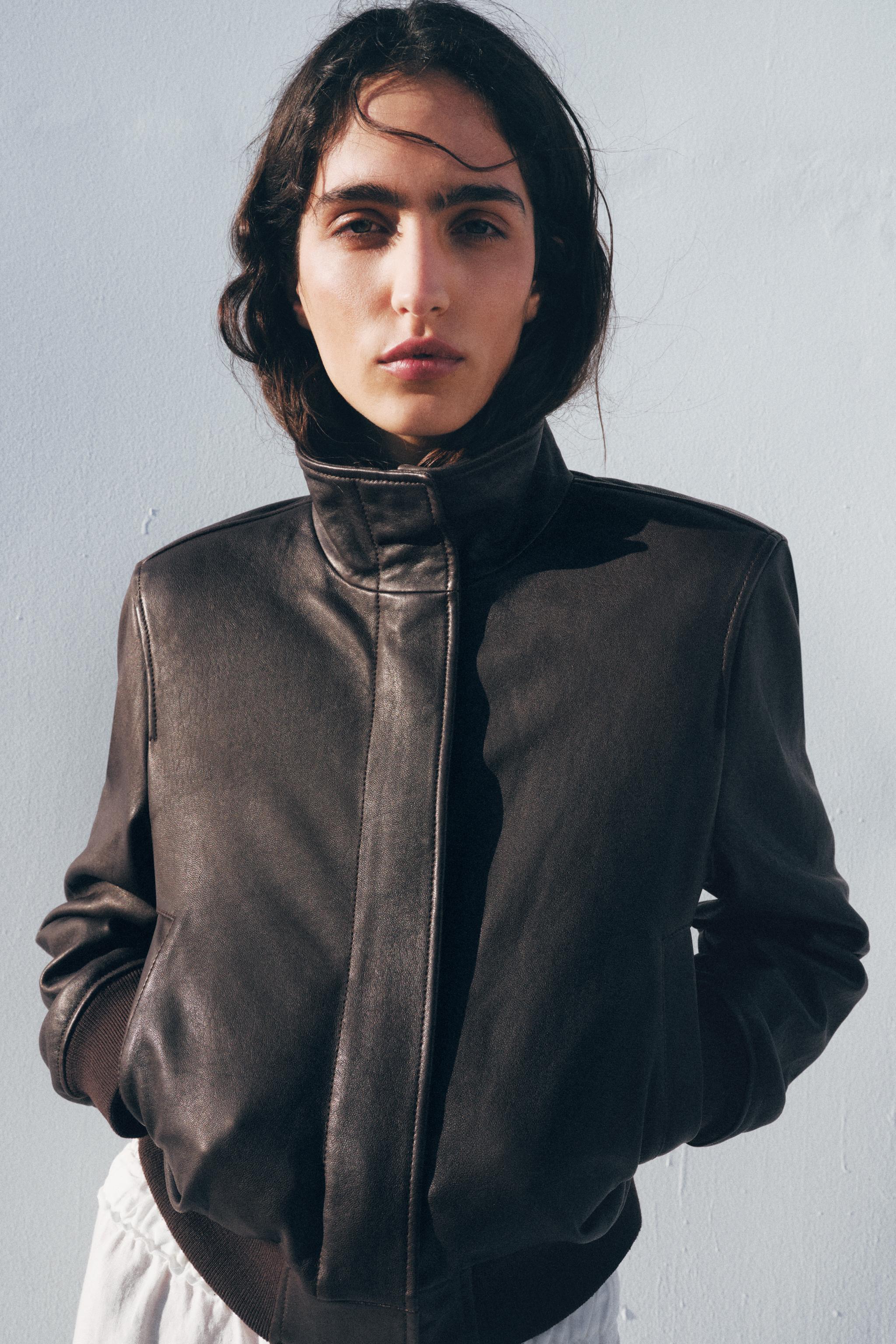 ZW COLLECTION LIMITED EDITION LEATHER BOMBER JACKET WITH SHOULDER PADS