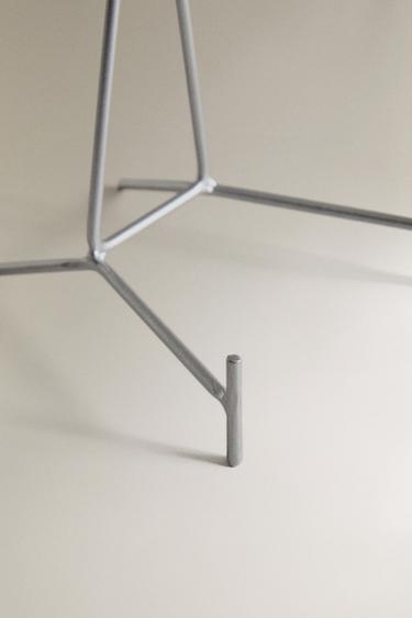 POLISHED METAL DISPLAY STAND - Steel by Zara - Image 4