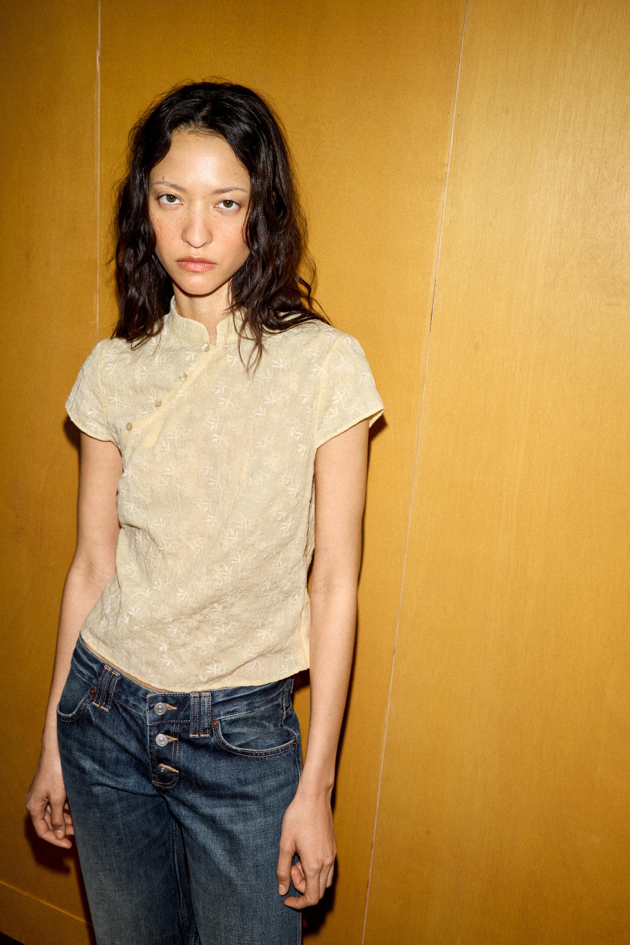 EMBROIDERED MANDARIN COLLAR SHIRT