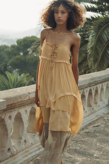 VESTIDO VOLANTES ASIMÉTRICO ZW COLLECTION - rosa claro de Zara
