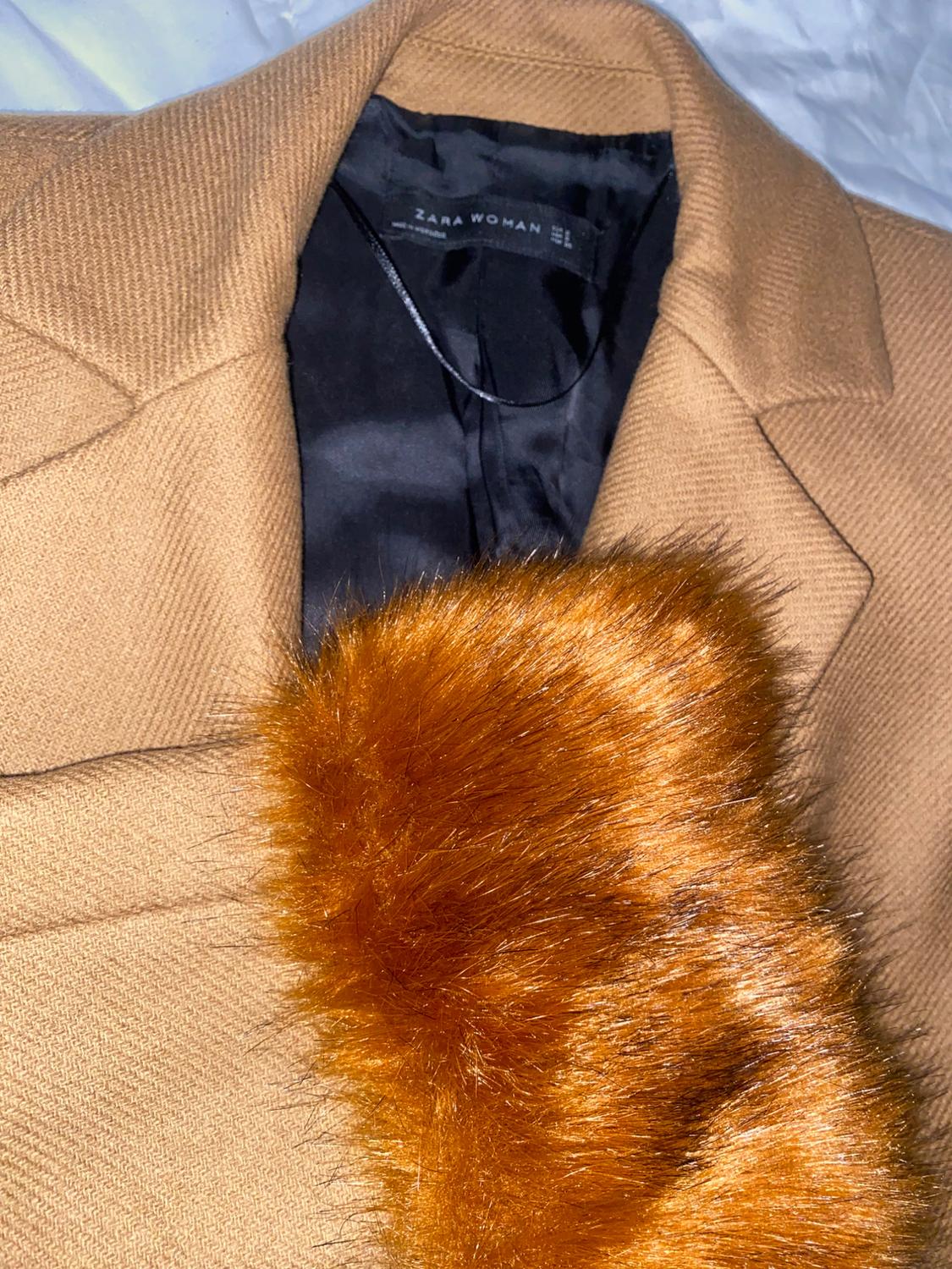 COAT WITH TEXTURED CUFFS - Image 3