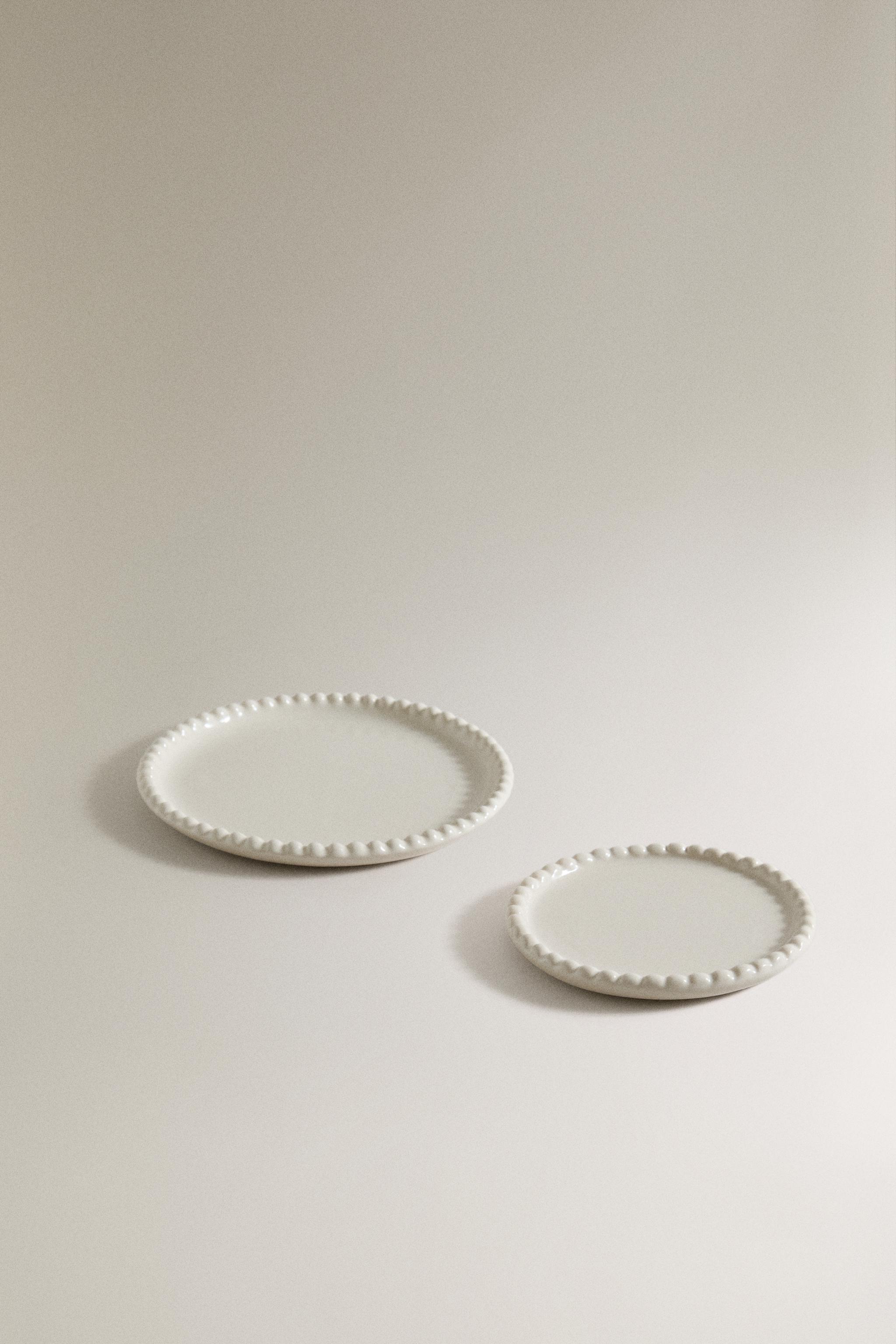 ROUND CERAMIC TRAY — Ecru