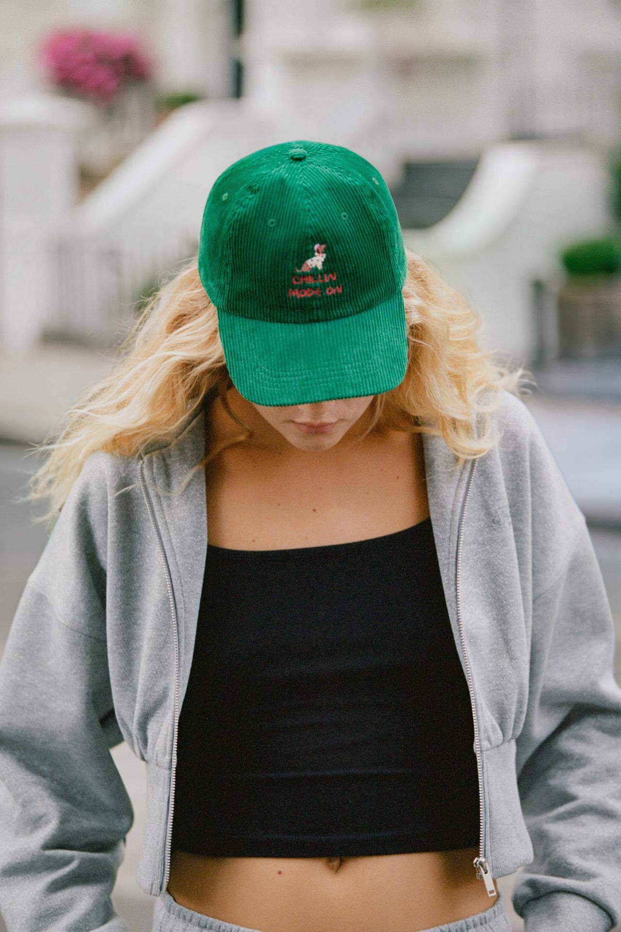 CORDUROY DOG EMBROIDERY CAP — Green