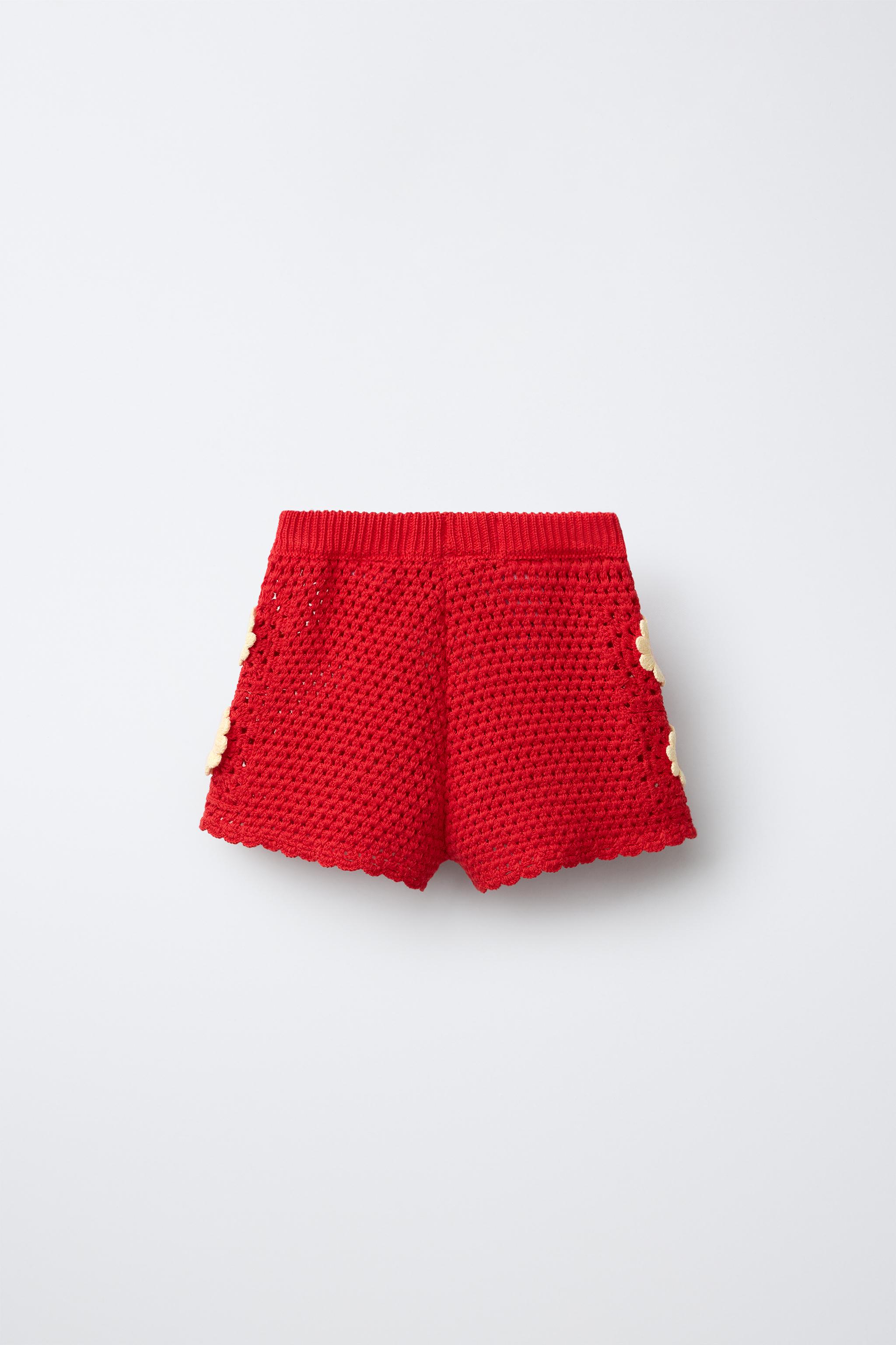 FLORAL CROCHET KNIT SHORTS - Red | ZARA Canada