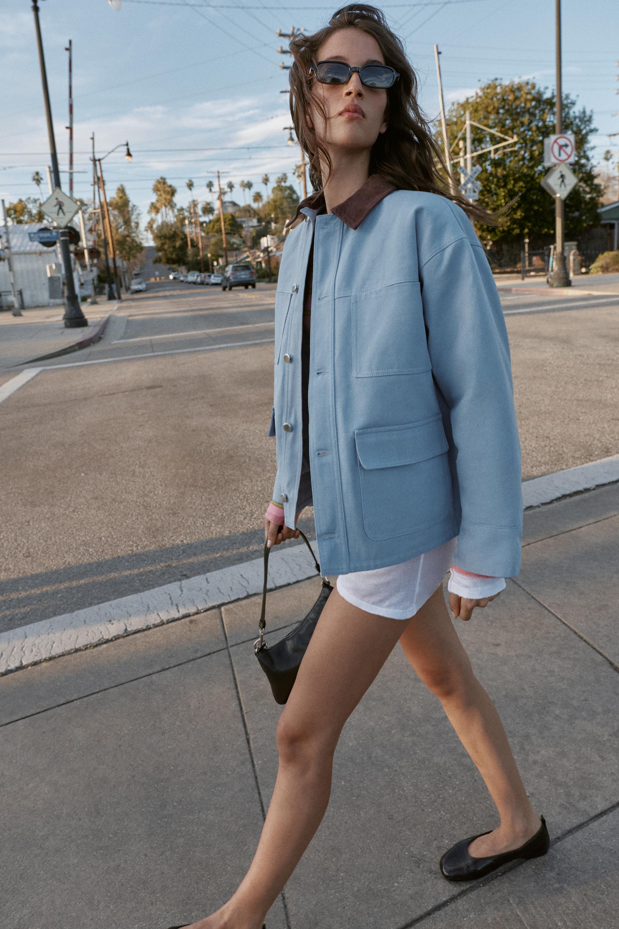 コントラストカラーパフジャケット - 空色 | ZARA Japan / 日本